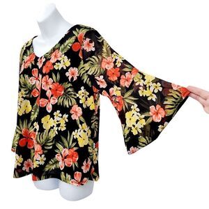 2/$20 Laura Petites Black & Red Flowers Top Blouse Size: XL